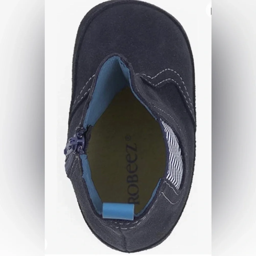 Robeez infant size 3 (6-9 mo) shoes